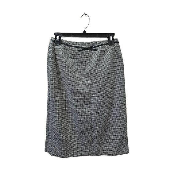 Tahari 4 skirt suit - Picture 12 of 16